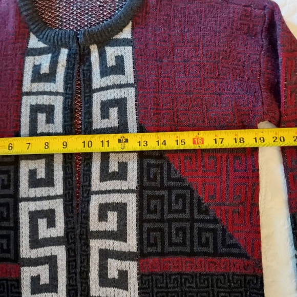 Grey & Burgundy Acrylic Cardigan with Greek Key Pattern Design. - Picture 9 of 12